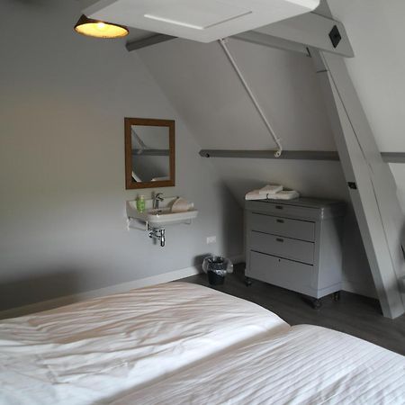 B&B Groepsaccommodatie De Pastorie Lage Mierde Kültér fotó