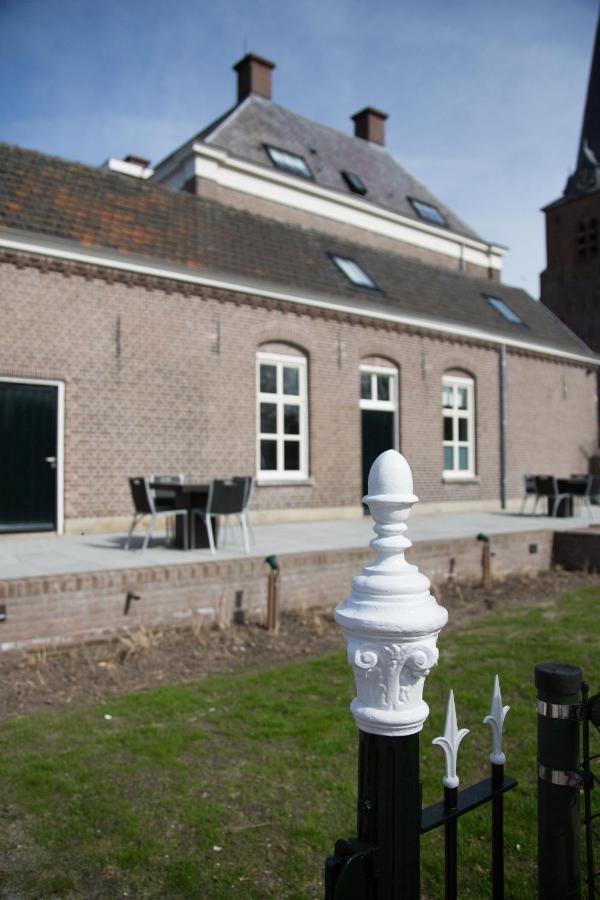 B&B Groepsaccommodatie De Pastorie Lage Mierde Kültér fotó