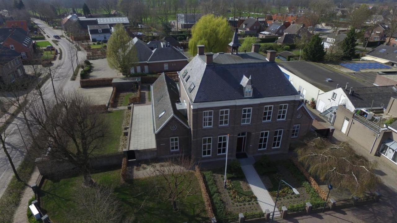 B&B Groepsaccommodatie De Pastorie Lage Mierde Kültér fotó